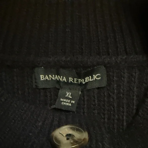 Banana Republic cardigan - Picture 2 of 2